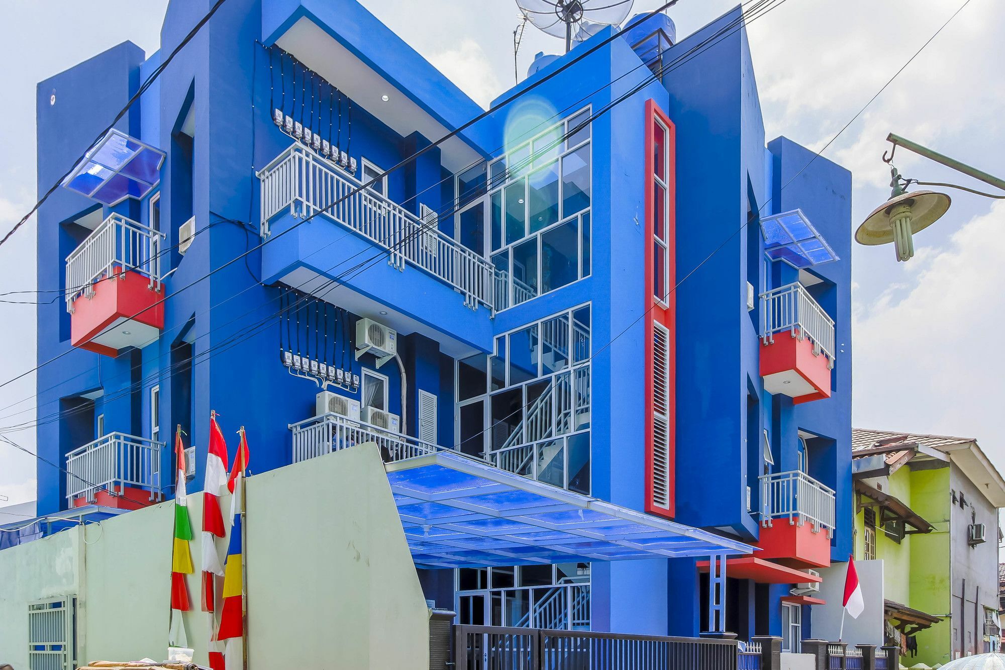 RedDoorz Syariah near Metropolitan Mall Bekasi Luaran gambar