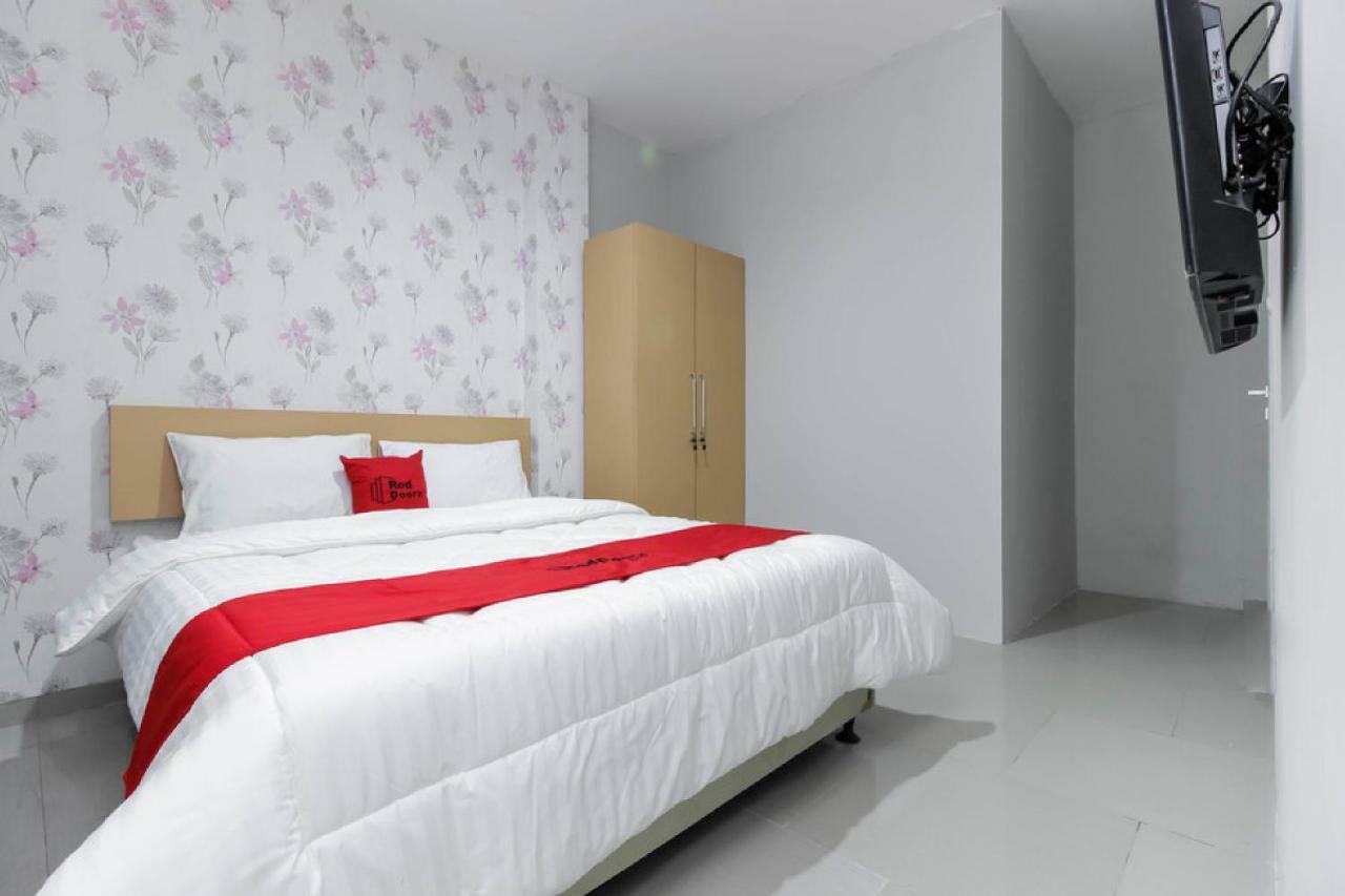 RedDoorz Syariah near Metropolitan Mall Bekasi Luaran gambar